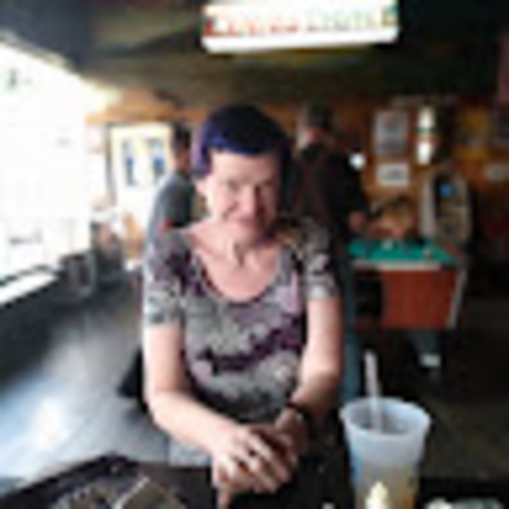 Meet your Posher, Stephanie